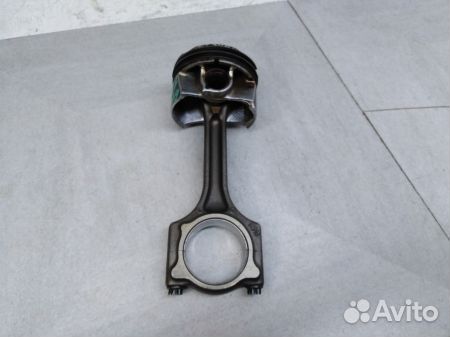 Поршень с шатуном 11257601181