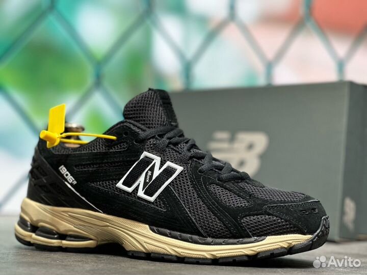 Универсальные New Balance 1906R Black кроссовки