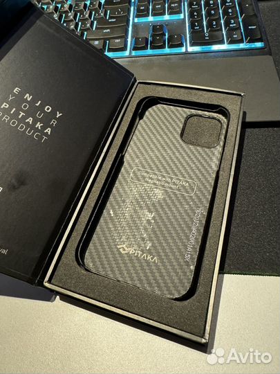 Чехол Pitaka iPhone 12