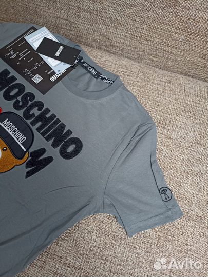 Футболка Moschino