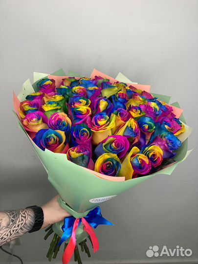 Розы Радуга Москва 51 101
