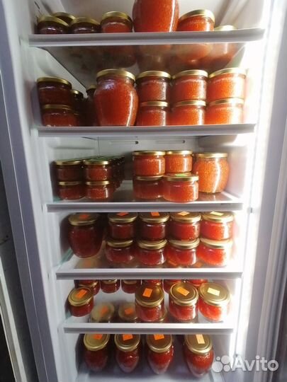 Икра красная и чёрная