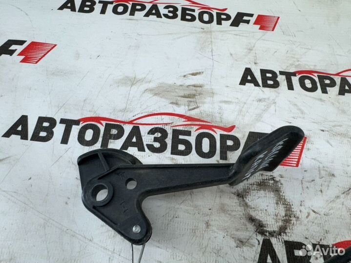 Трос открывания капота ваз Kalina