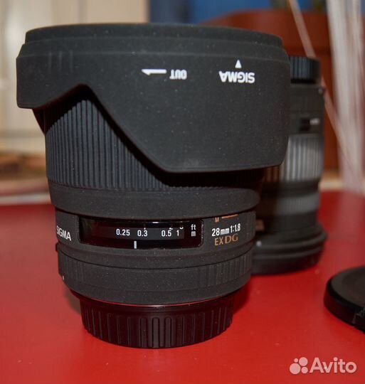 Объектив Sigma 28mm 1:1.8 EX DG для Canon