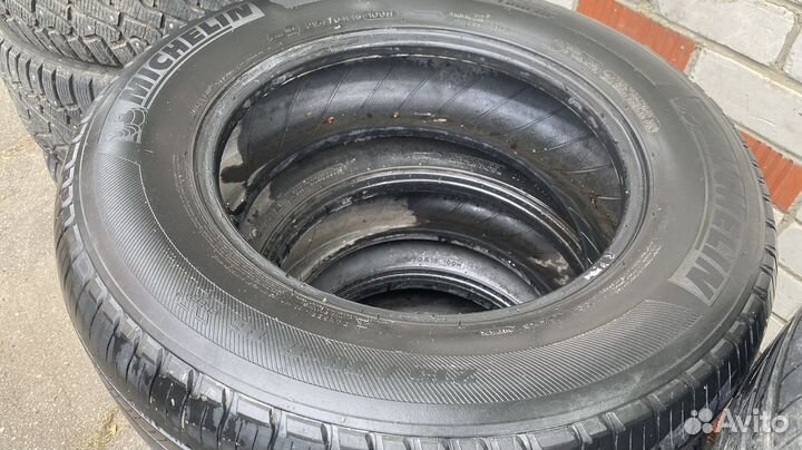 Michelin Latitude Tour 215/70 R16