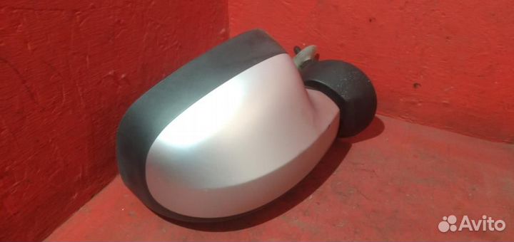 Сандеро зеркало правое механическое Sandero 1