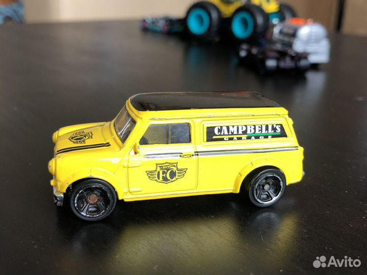 Hot wheels машинки