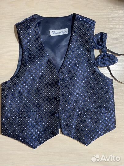 Жилет с бабочкой для мальчика