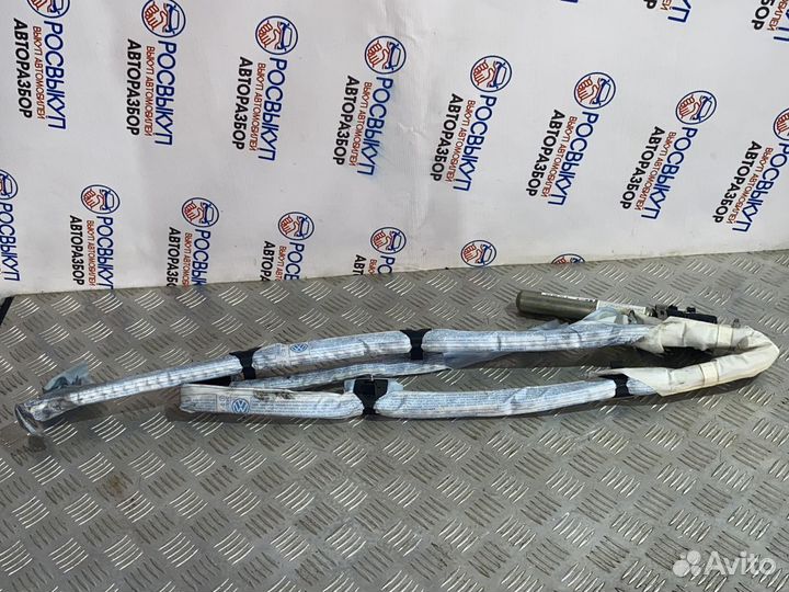 Шторка безопасности Volkswagen Passat B6