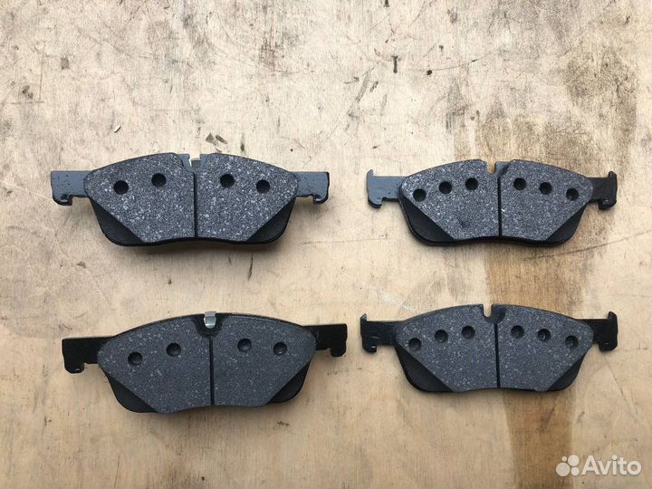 Тормозные колодки Land Rover Jaguar E-Pace Evoque