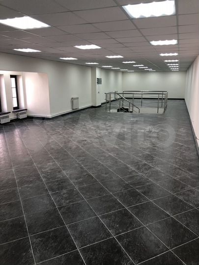 Свободного назначения, 200 м²