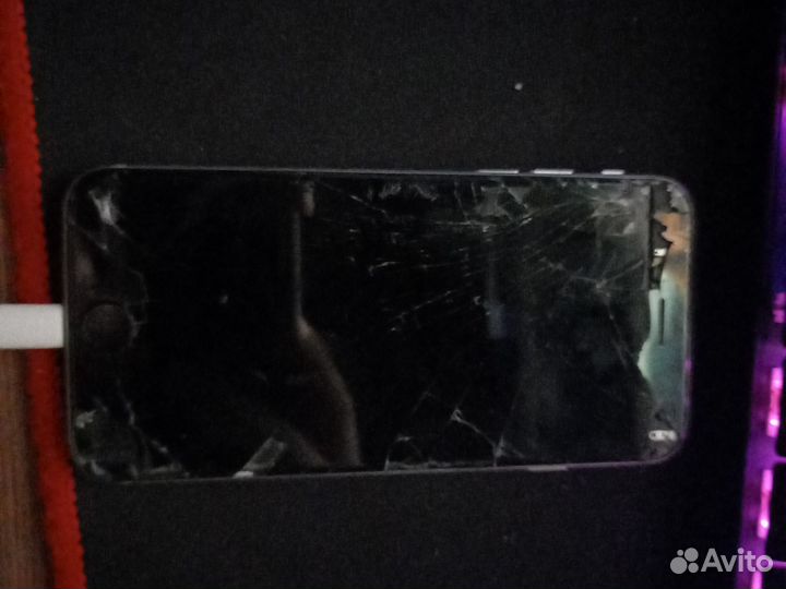 iPhone 6S, 32 ГБ