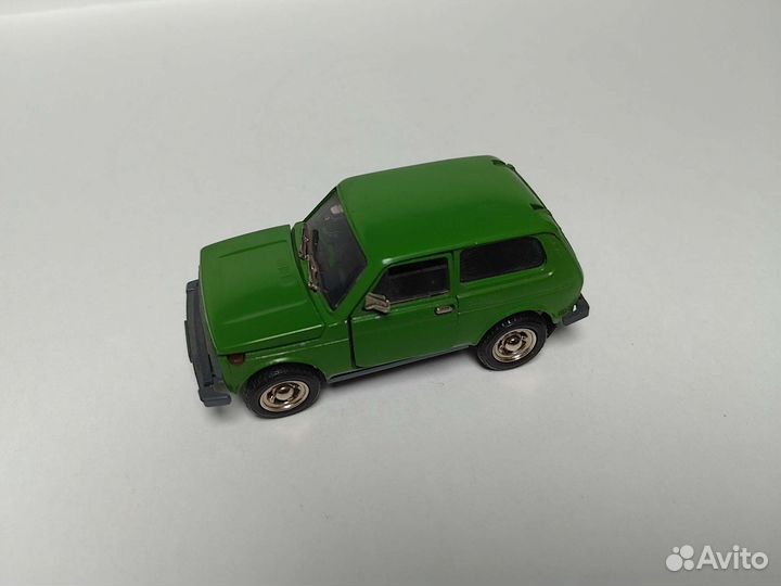 Ваз 2121 Нива 1:43