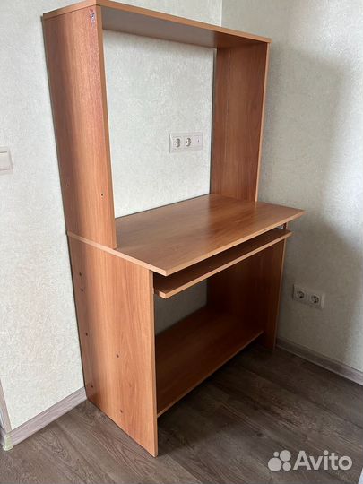 Компьютерный стол 85х50
