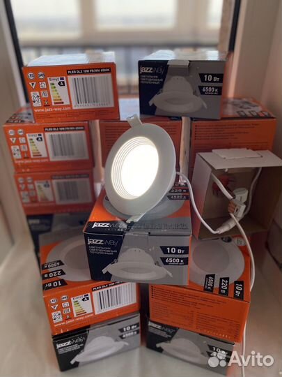 Светильник встраиваемый