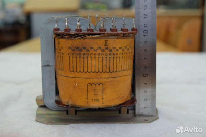 Трансформатор с большим числом отводов