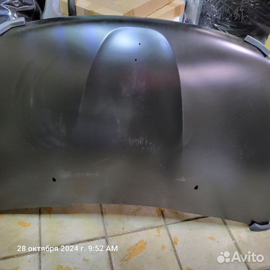 Капот на peugeot 208