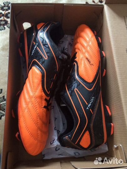 Футбольные бутсы