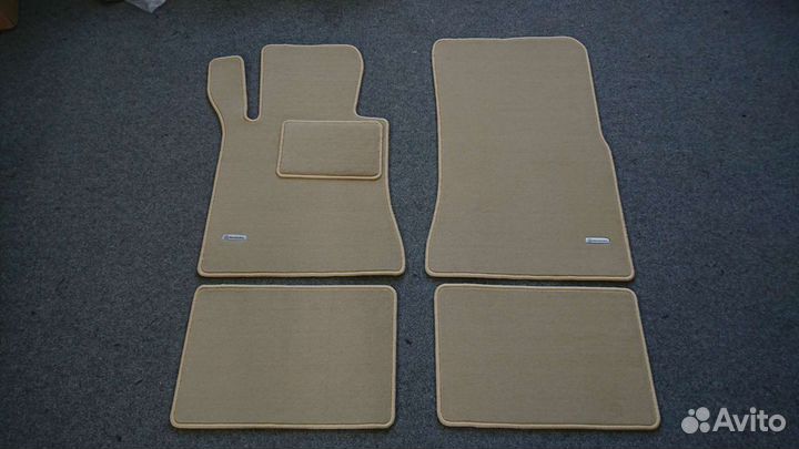 Автоковрики для Mercedes-Benz W126 SEC, бежевые