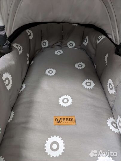 Текстиль матрасик и бортик в люльку коляски Верди