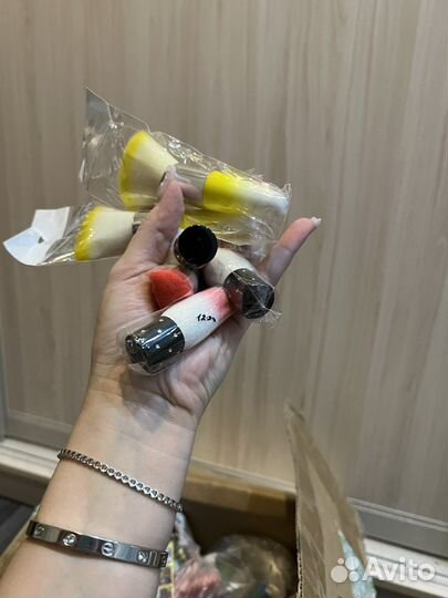 Материалы для маникюра