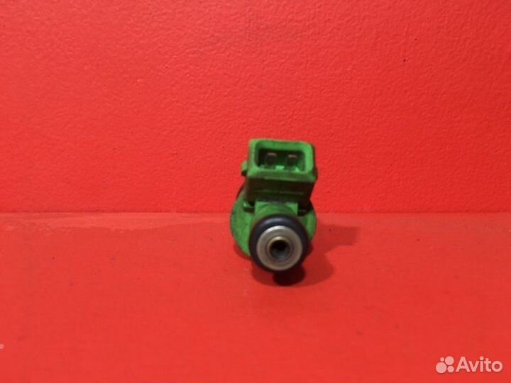 Форсунка Audi A4 B5 1998