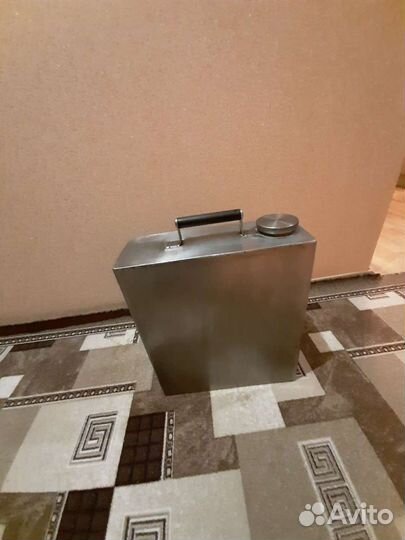 Канистра из нержавеющей стали для воды