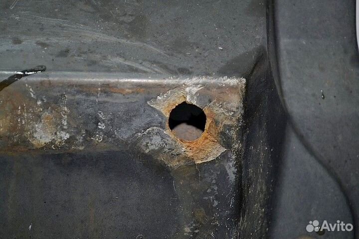 Крыло переднего моста, заднее правое MAN TGA 18.43