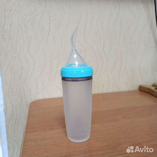 Бутылочка для прикорма новая