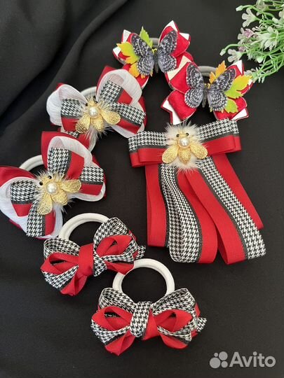 Школьный набор резинки бантики брошь