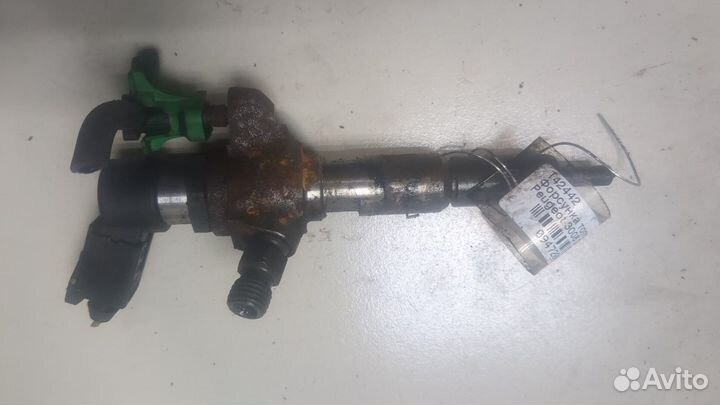 Форсунка топливная Peugeot 3008, 2013