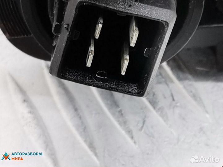 Корпус термостата Renault Scenic 2 2004 110602309R