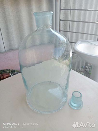 Бутылка стеклянная