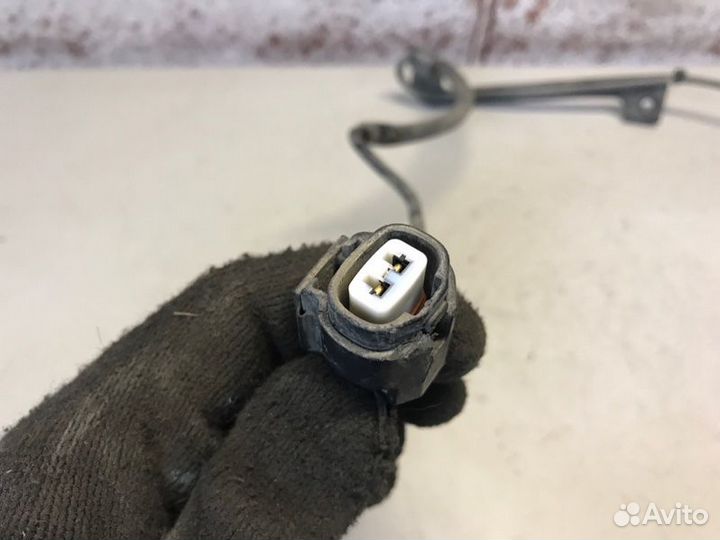 Провод датчика ABS передний правый Toyota Mark X