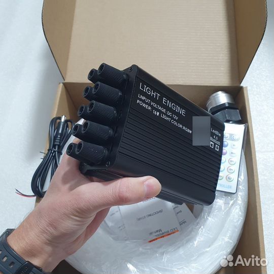 Звёздное небо в авто, падающая звезда 700