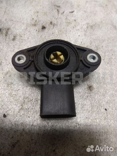 Датчик дросселя Фольксваген Гольф 5