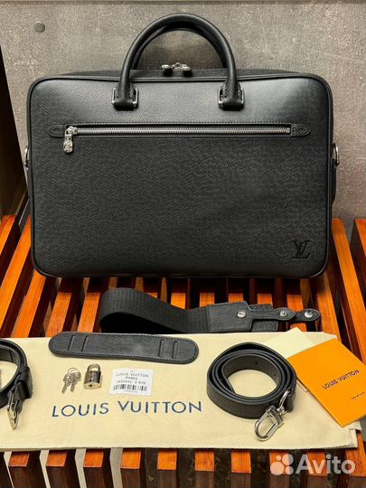 Louis vuitton портфель