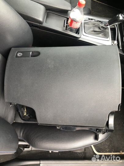 Бардачок Мерседес A2046802691