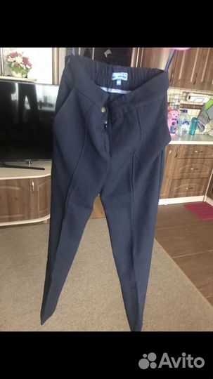 Школьная форма темно-синего цвета