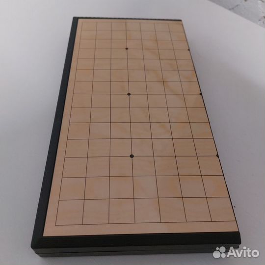 Настольная игра Го (с дефектом)