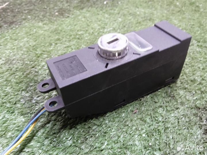 Выключатель VW Touareg 2002-2010