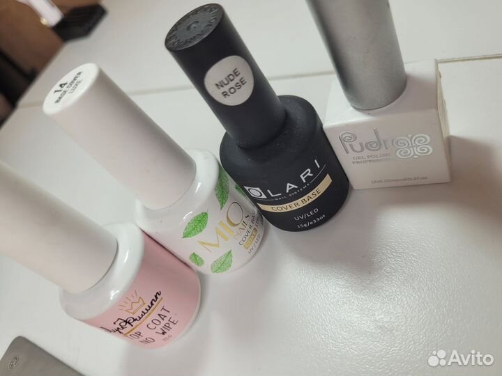 Цветная база для ногтей и топ