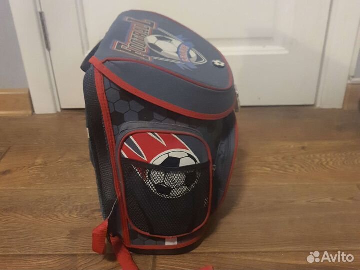 Рюкзак школьный для мальчика новый