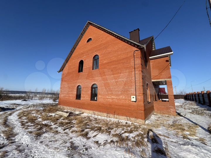 Дом 200 м² на участке 30 сот.