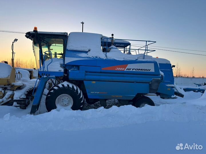 Комбайн Агромаш Агромаш 3000, 2022