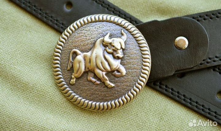 Круглая массивная пряжка Буффало