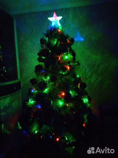 Продам искусственную ёлку бу