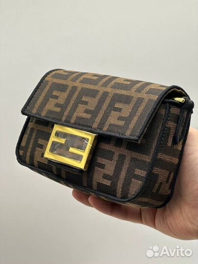 Сумка Fendi