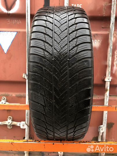 Bridgestone Blizzak LM-001 225/60 R17