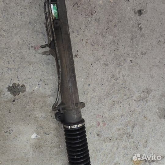 Рулевая рейка Volkswagen Passat 2000